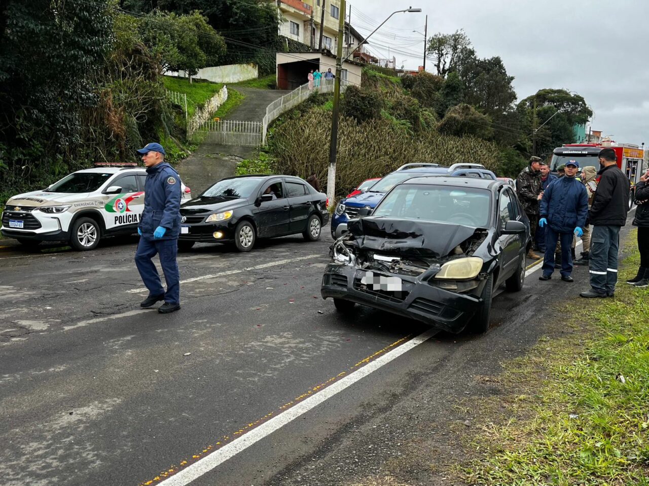 Acidente na Carahá envolve três veículos