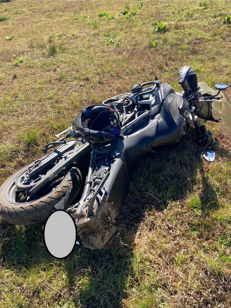 Motociclista fica ferido após colidir com cerca em São Joaquim