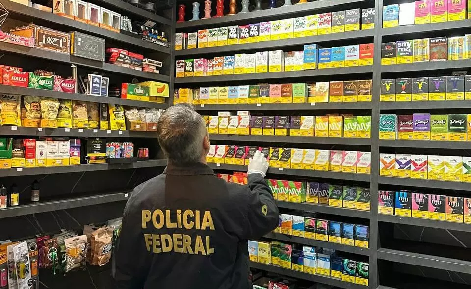 Polícia Federal apreende 500 cigarros eletrônicos no Oeste de SC