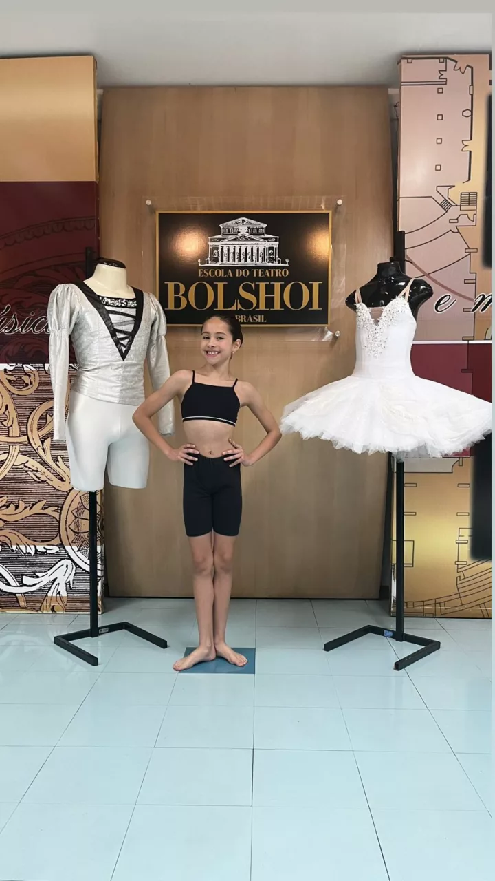 Lageana é aprovada para a escola do Ballet Bolshoi