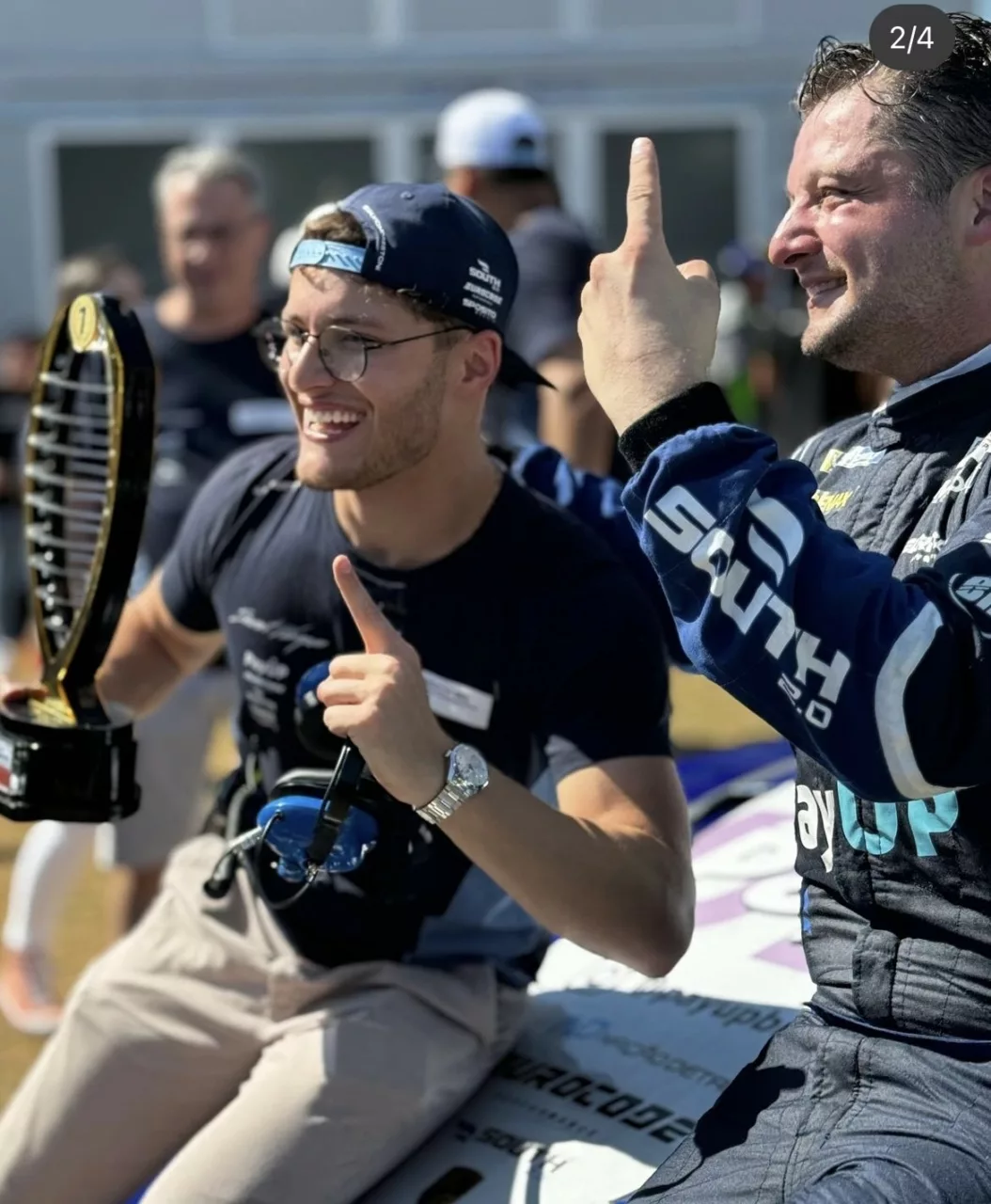 Jeff Giassi estará neste final de semana participando da preliminar da Fórmula 1 em Interlagos correndo na Porsche Cup na estreia do campeonato Sprint numa parceria com o carro de Silvio Morestoni.  - Foto: Arquivo Pessoal/Reprodução