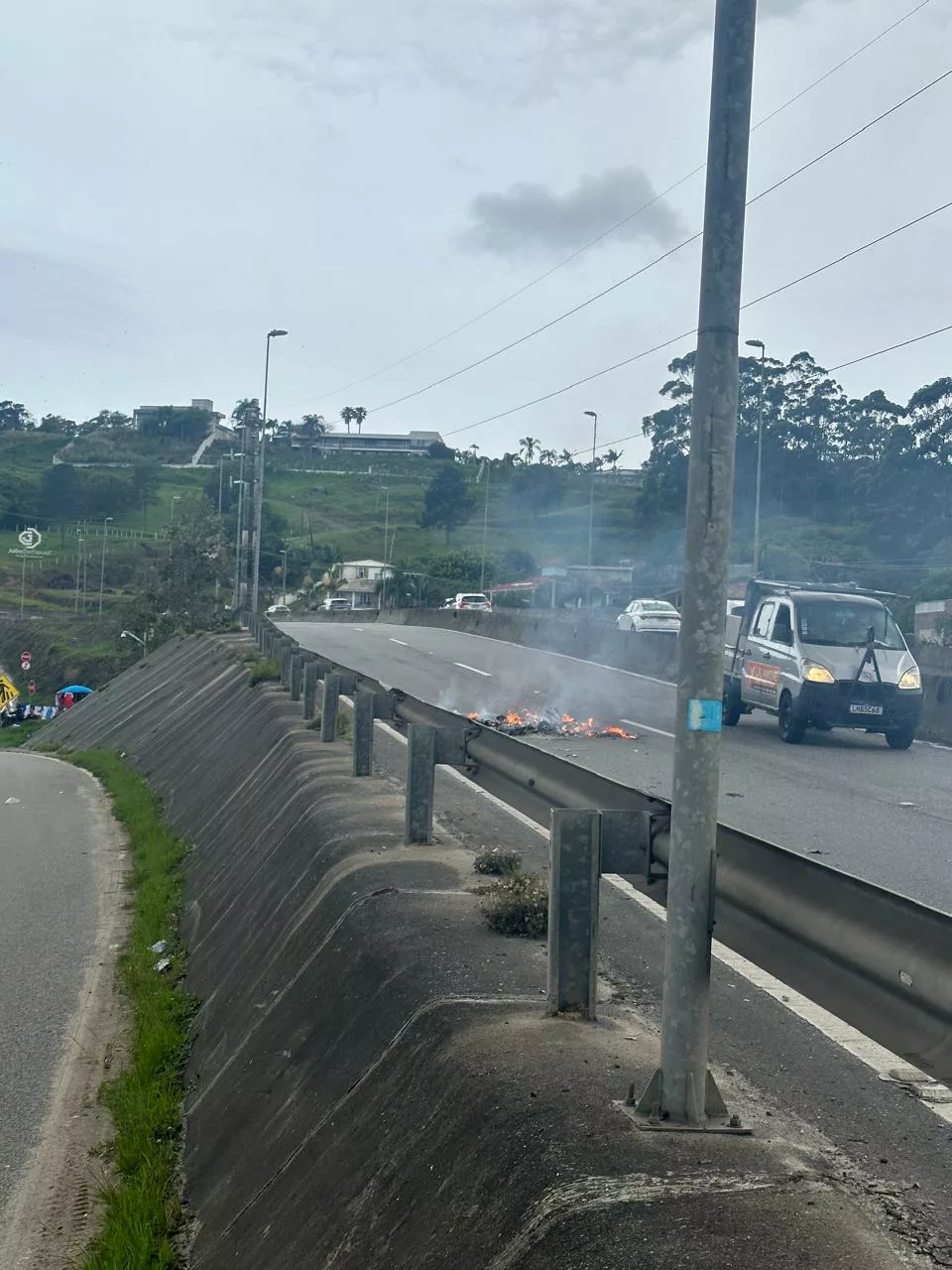 Via expressa, São José. - Foto: Imagem cedida ao SCC